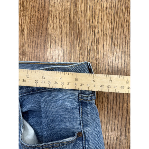 Levi’s 501 Jeans Button Fly Light Wash Men’s 32x29 Excellent pre-owned condition - Picture 6 of 7